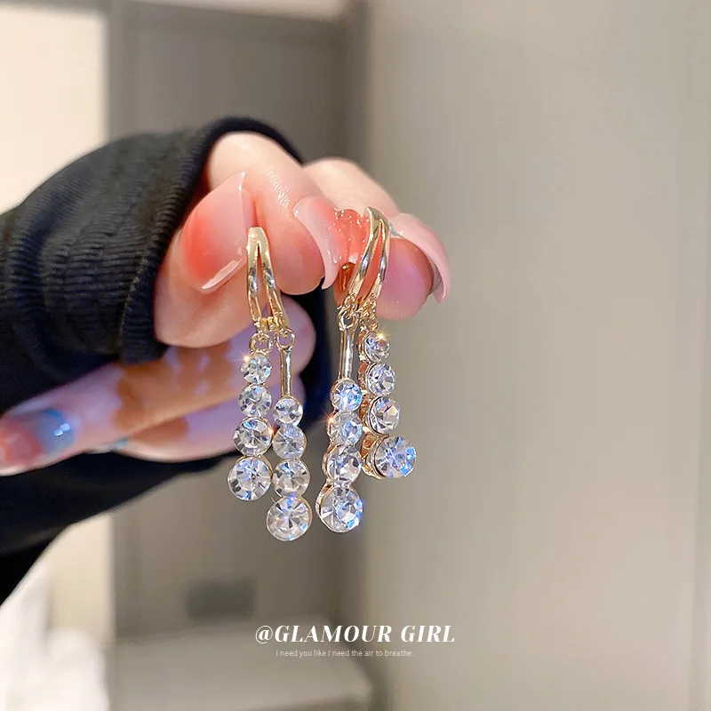 4 Hanging Stone HD Earring - slide 2