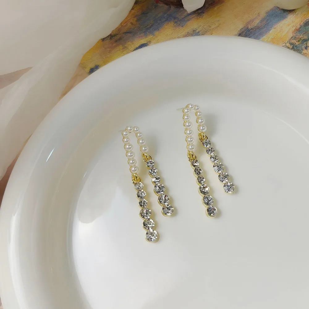 Pearl Beads Earring - slide 3