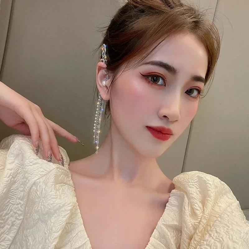 Half Butterfly Earcuff - slide 3