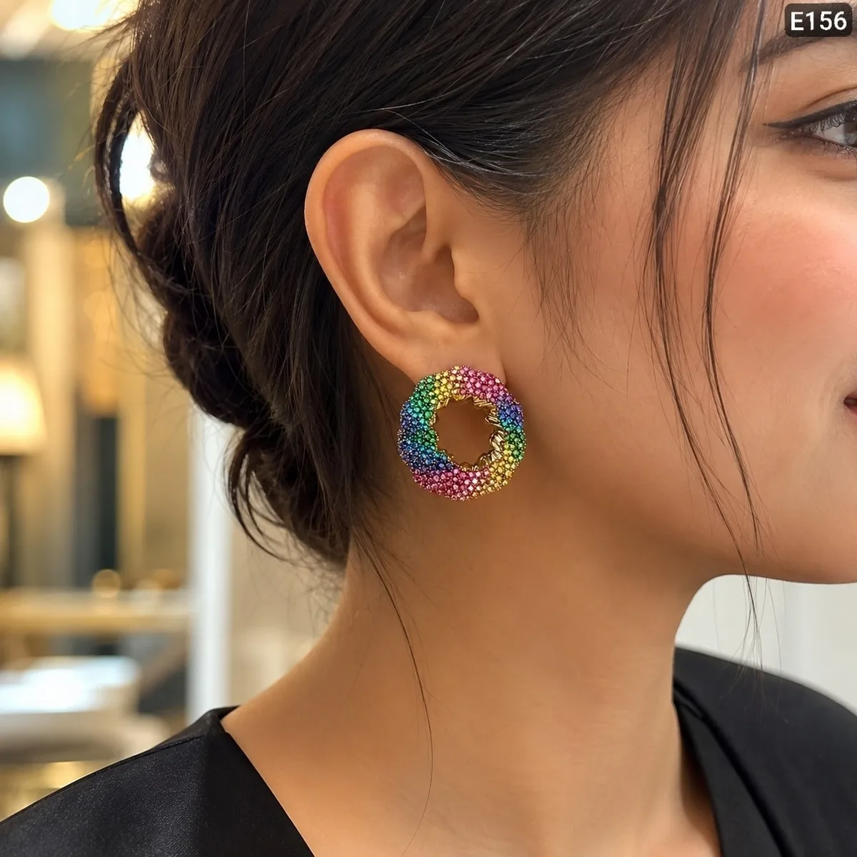 Crystel Diamond Cut Round Earrings