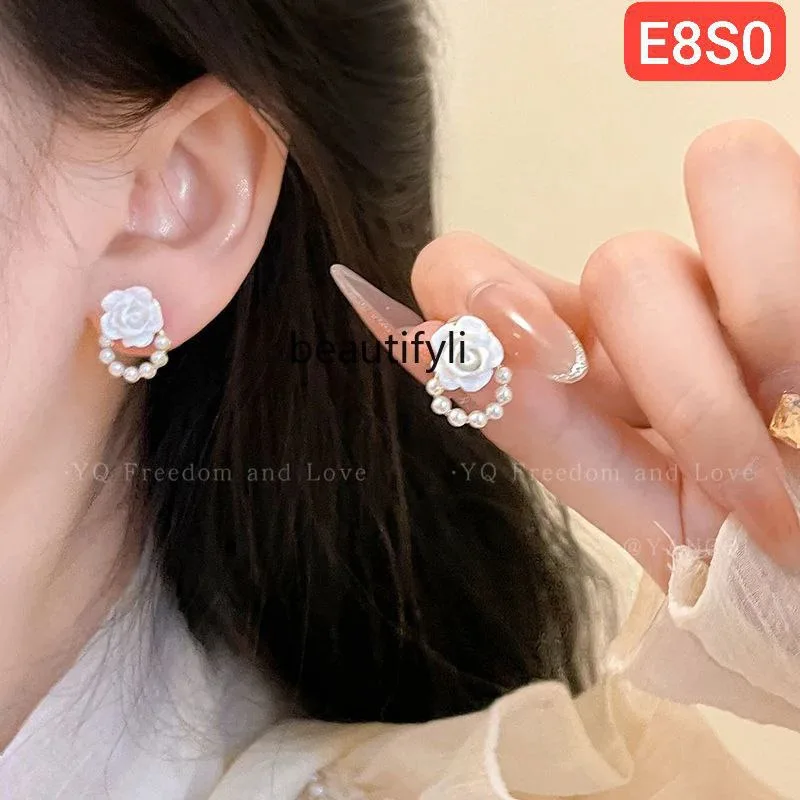 White Rose Round Pearl Earrings E11  Materials : Alloy & Resin  60TK MOQ-3  55TK MOQ-12 - slide 2