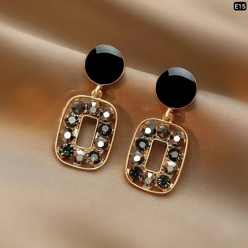 Double Zero Stone Earring - slide 2