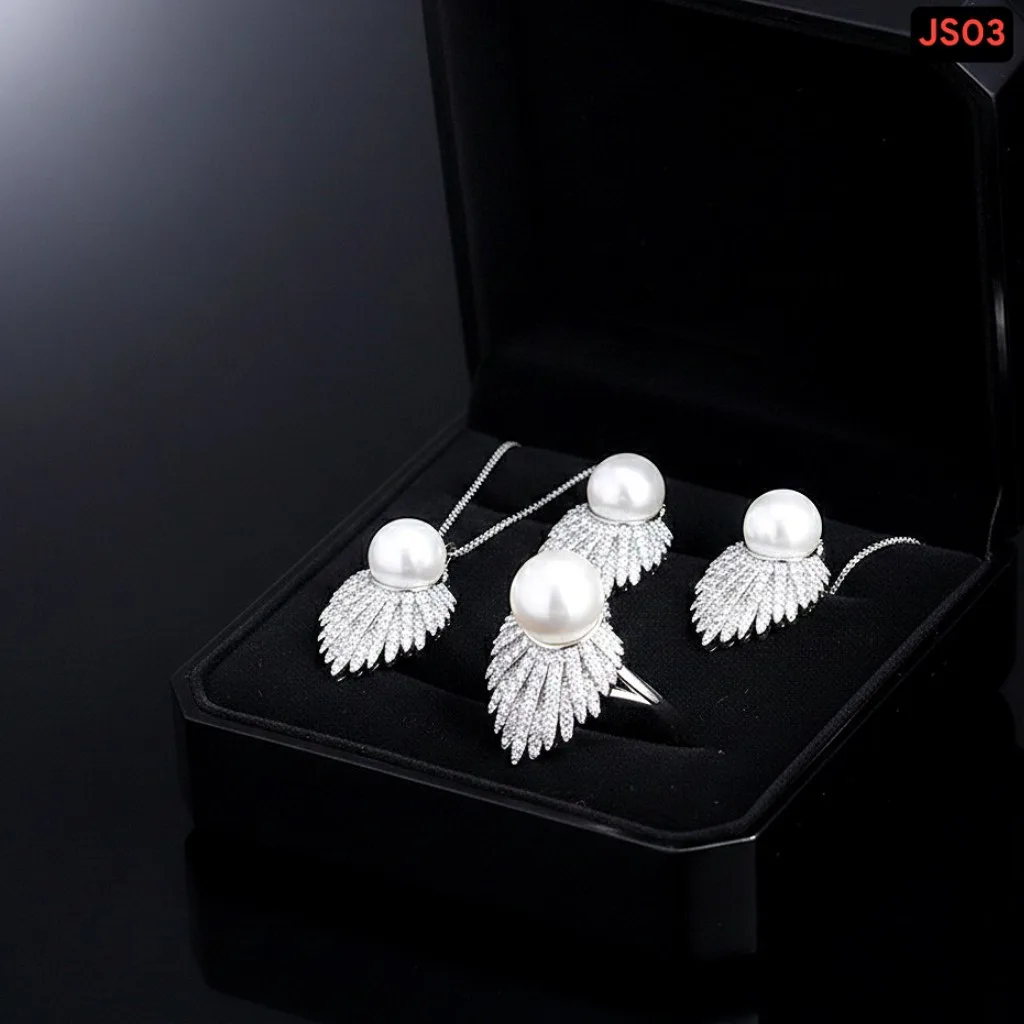 Leaf Pearl Jewellery Set - slide 2