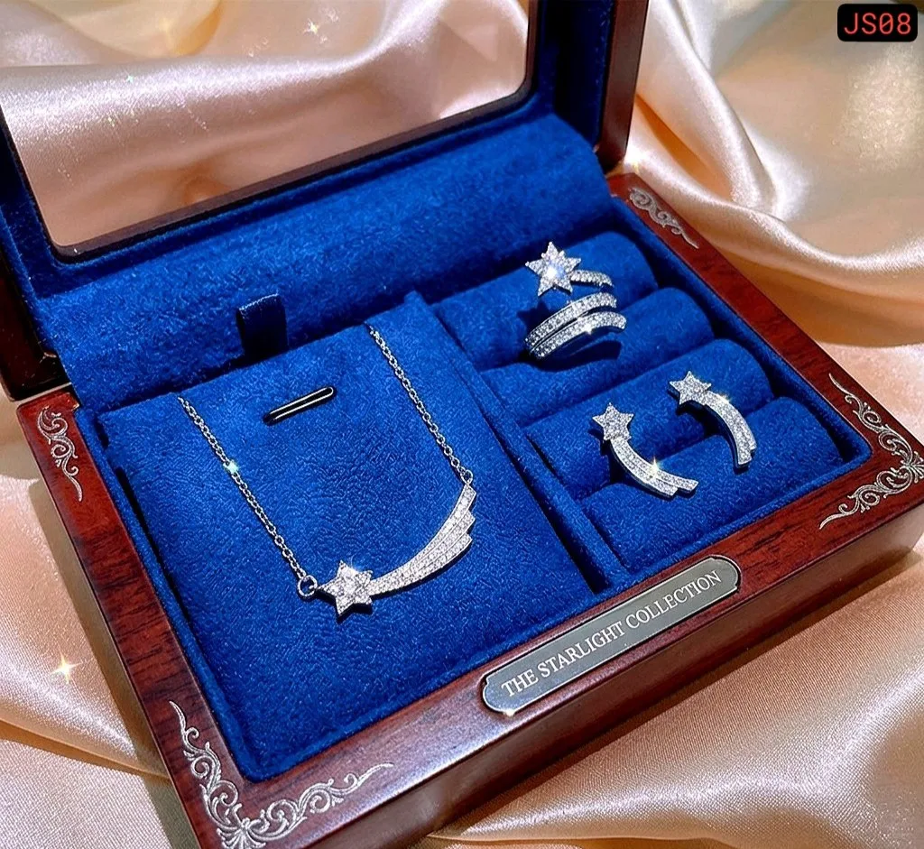 Star Moon Jewellery Set - slide 2